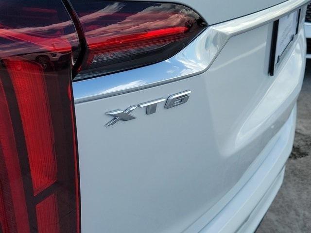 used 2024 Cadillac XT6 car, priced at $37,695