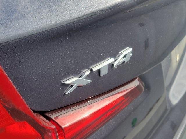 used 2023 Cadillac XT4 car, priced at $27,995