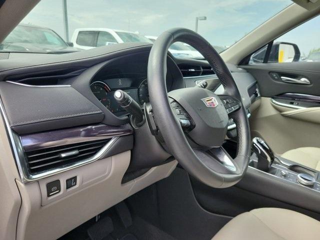 used 2022 Cadillac XT4 car, priced at $27,795