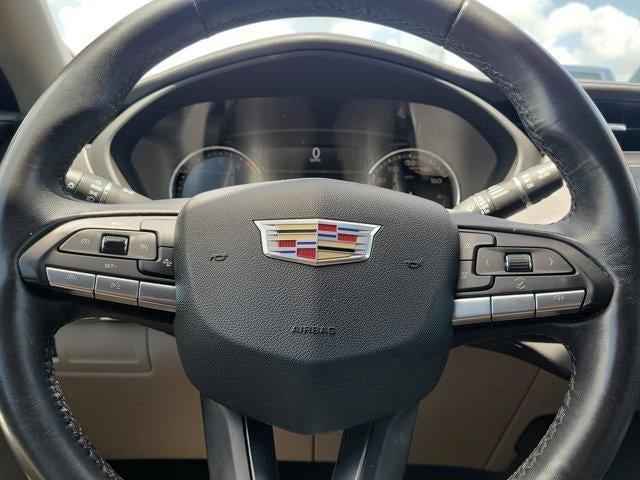 used 2022 Cadillac XT4 car, priced at $26,295