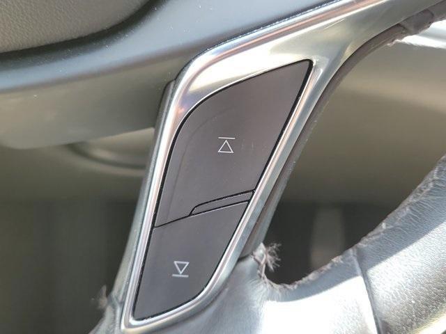 used 2023 Cadillac XT5 car, priced at $26,995