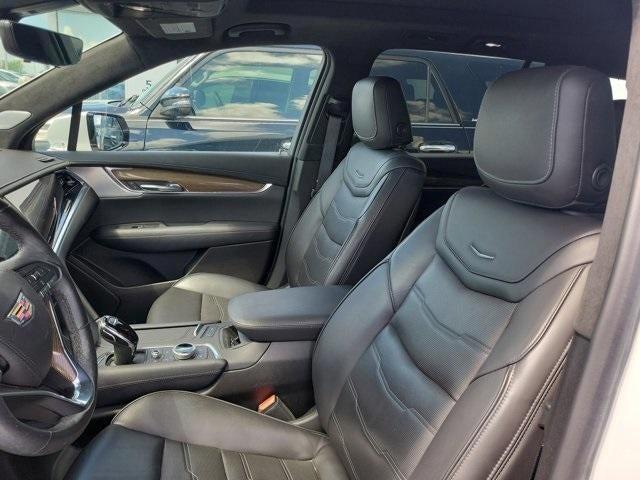 used 2023 Cadillac XT6 car, priced at $39,495