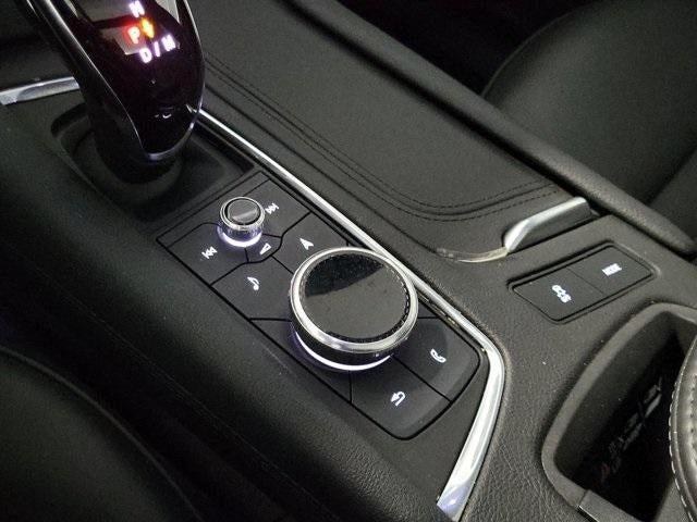 used 2022 Cadillac XT6 car, priced at $34,695