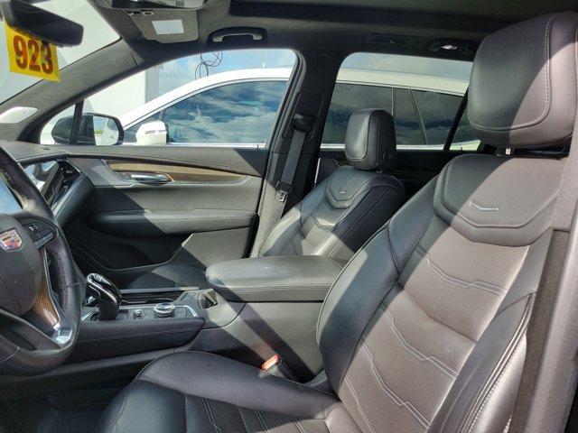 used 2022 Cadillac XT6 car, priced at $35,995