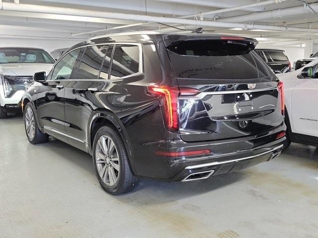 used 2022 Cadillac XT6 car, priced at $34,695