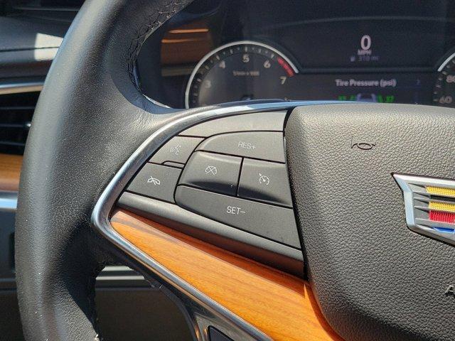 used 2022 Cadillac XT5 car, priced at $30,895