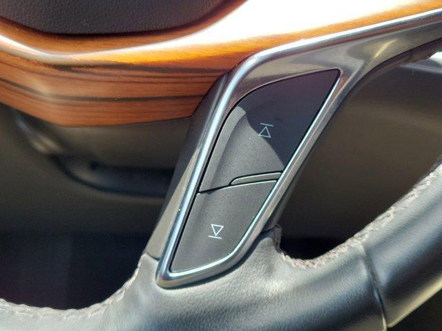 used 2022 Cadillac XT5 car, priced at $30,895