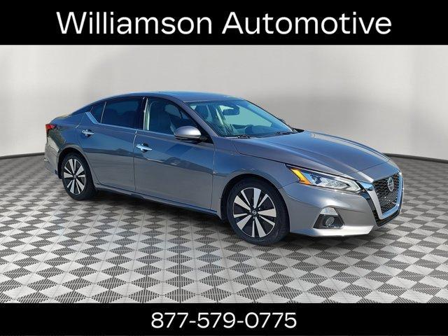 used 2020 Nissan Altima car, priced at $17,495