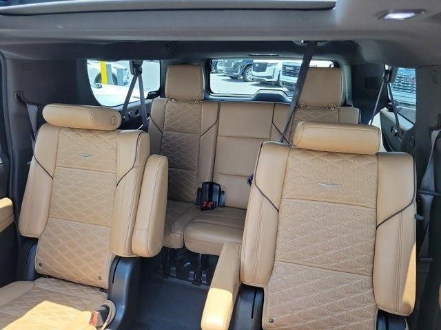 used 2022 Cadillac Escalade ESV car, priced at $66,995