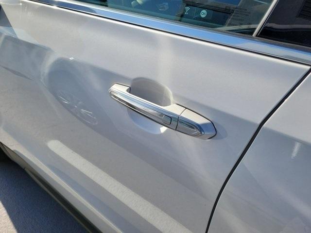 used 2024 Cadillac XT4 car, priced at $33,995