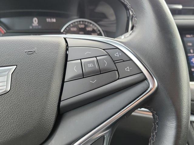 used 2023 Cadillac XT5 car, priced at $28,795
