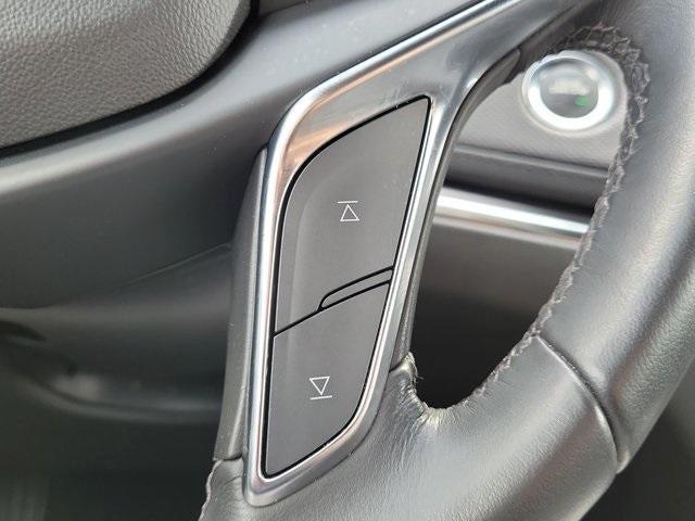 used 2023 Cadillac XT5 car, priced at $28,795