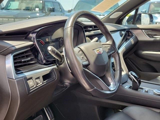 used 2022 Cadillac XT6 car, priced at $39,495