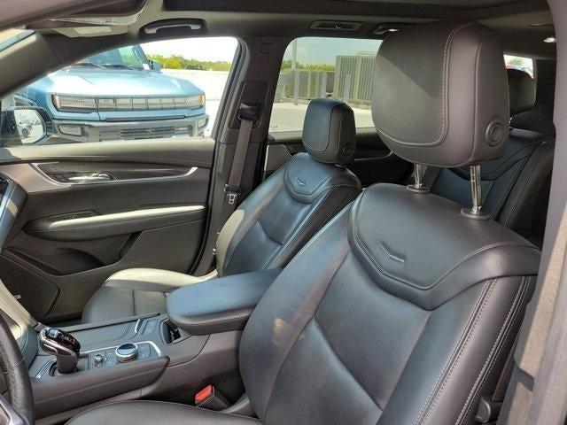 used 2022 Cadillac XT6 car, priced at $39,495