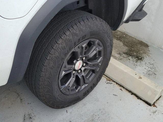 used 2024 GMC Canyon car, priced at $34,995