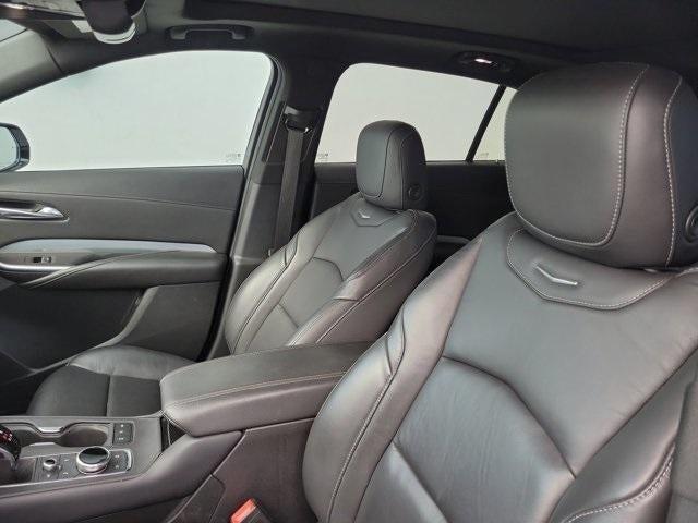 used 2022 Cadillac XT4 car, priced at $28,795