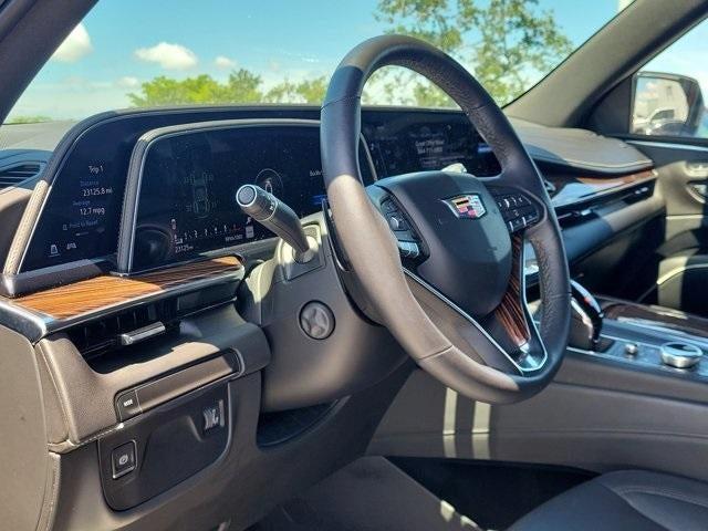 used 2022 Cadillac Escalade ESV car, priced at $67,795