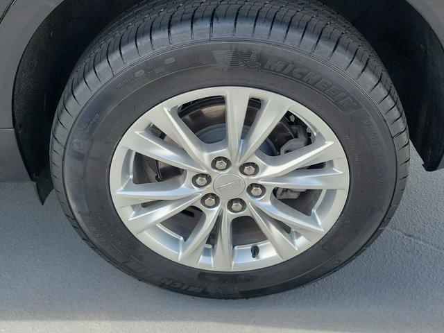 used 2022 Cadillac XT5 car, priced at $25,895