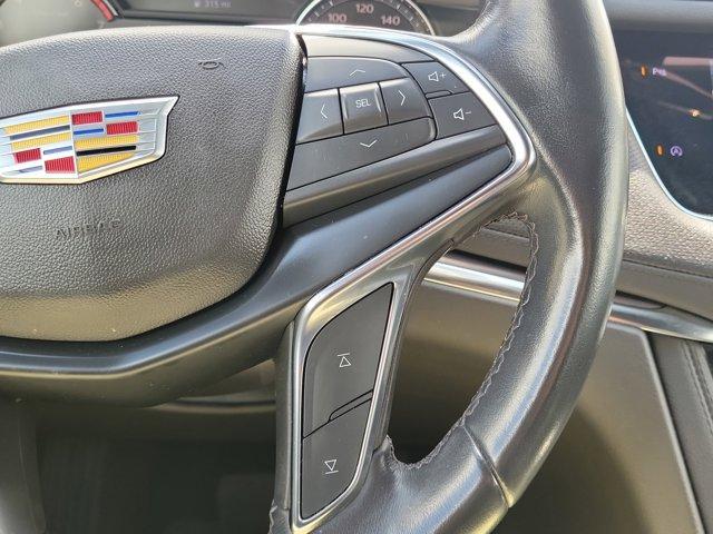used 2022 Cadillac XT5 car, priced at $25,895