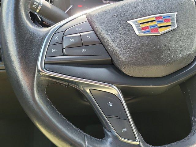 used 2022 Cadillac XT5 car, priced at $25,895