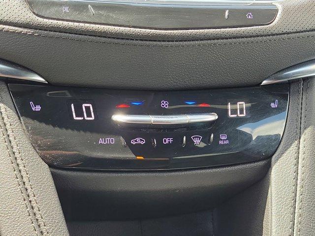 used 2022 Cadillac XT5 car, priced at $25,895