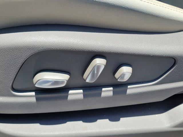 used 2021 Cadillac XT5 car, priced at $31,995