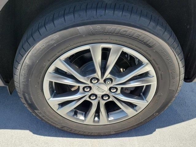 used 2021 Cadillac XT5 car, priced at $29,995