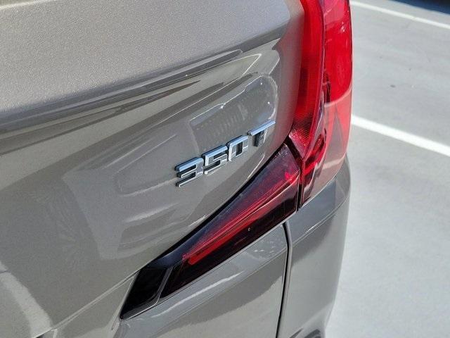 used 2023 Cadillac XT4 car, priced at $26,895