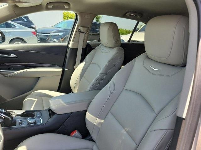 used 2023 Cadillac XT4 car, priced at $26,895