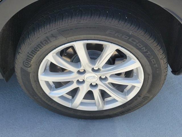 used 2023 Cadillac XT4 car, priced at $26,895