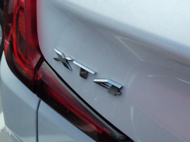 used 2022 Cadillac XT4 car, priced at $28,995