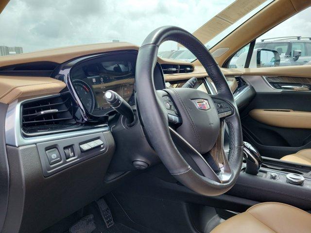 used 2022 Cadillac XT6 car, priced at $36,995