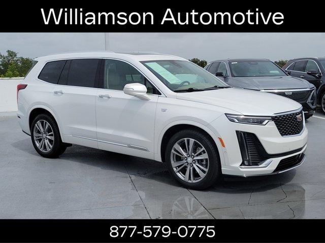 used 2022 Cadillac XT6 car, priced at $36,995