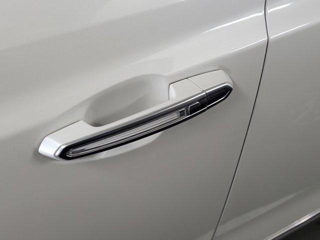 used 2022 Cadillac XT5 car, priced at $29,895