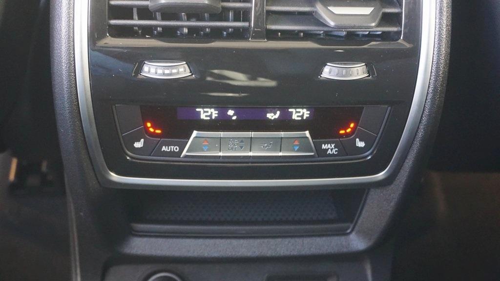 new 2026 BMW X7 car, priced at $95,235