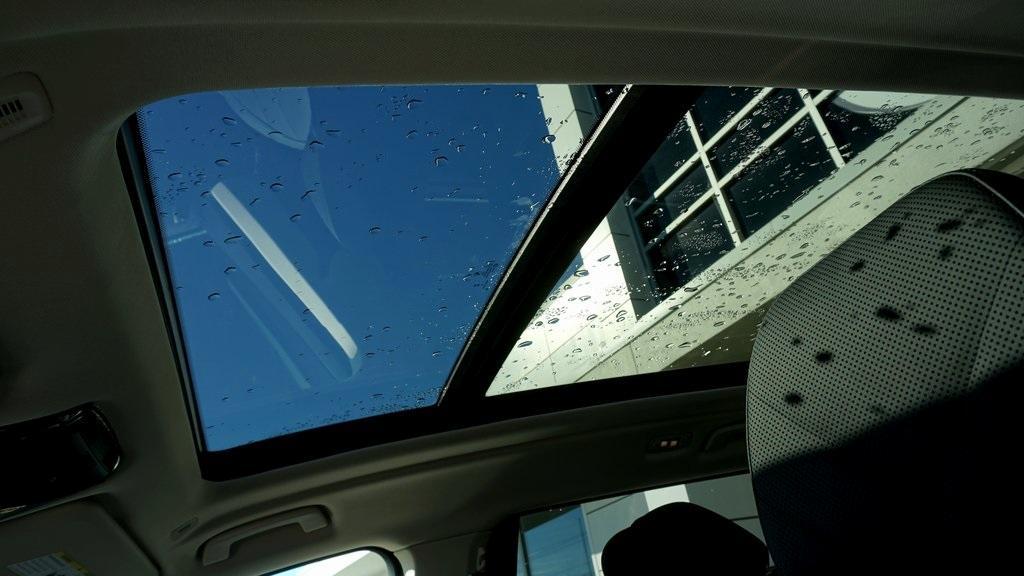 new 2026 BMW X7 car, priced at $95,235