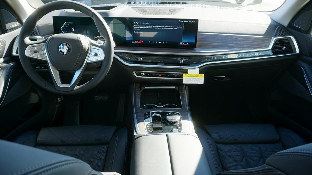 new 2026 BMW X7 car, priced at $95,235
