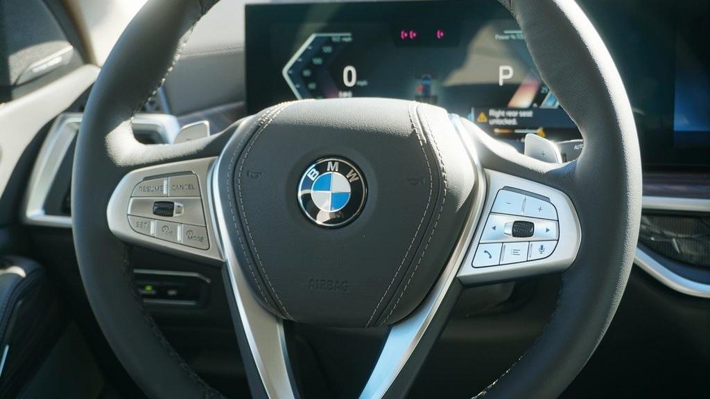 new 2026 BMW X7 car, priced at $95,235