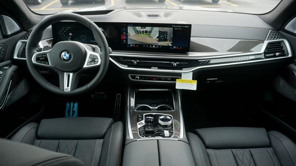 new 2025 BMW X7 car, priced at $125,060