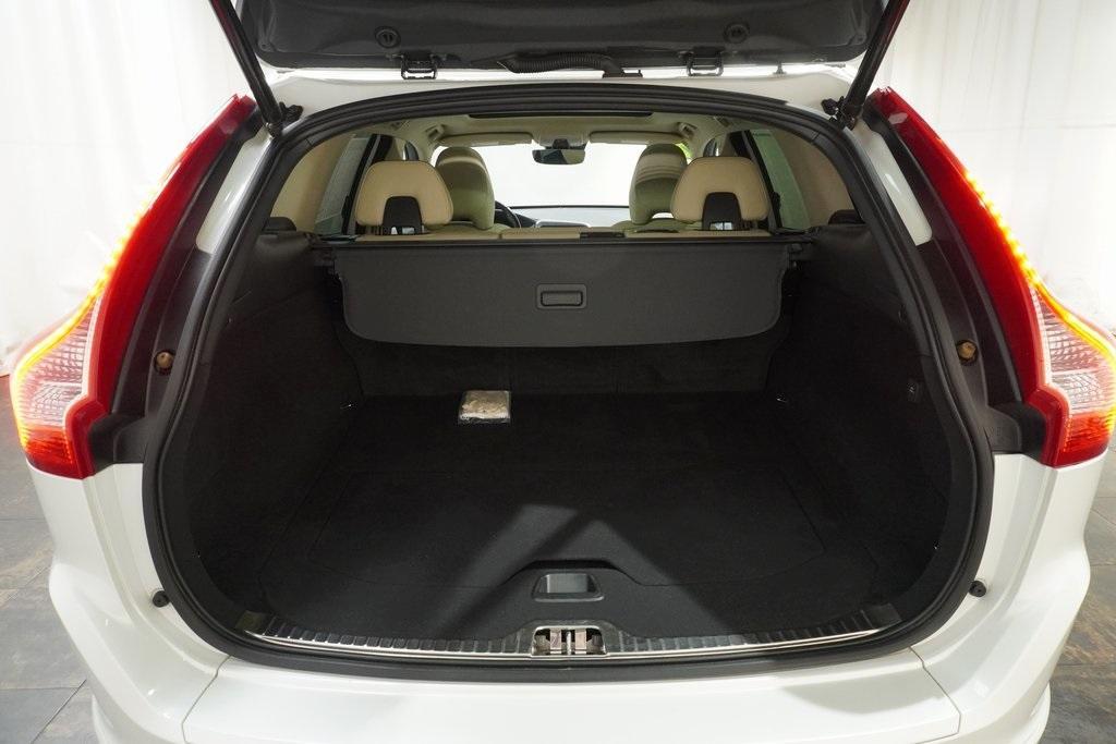 used 2016 Volvo XC60 car, priced at $14,844
