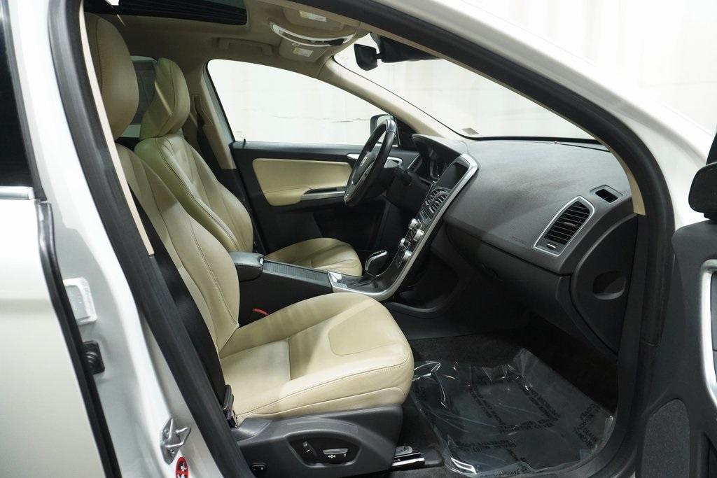 used 2016 Volvo XC60 car, priced at $14,844