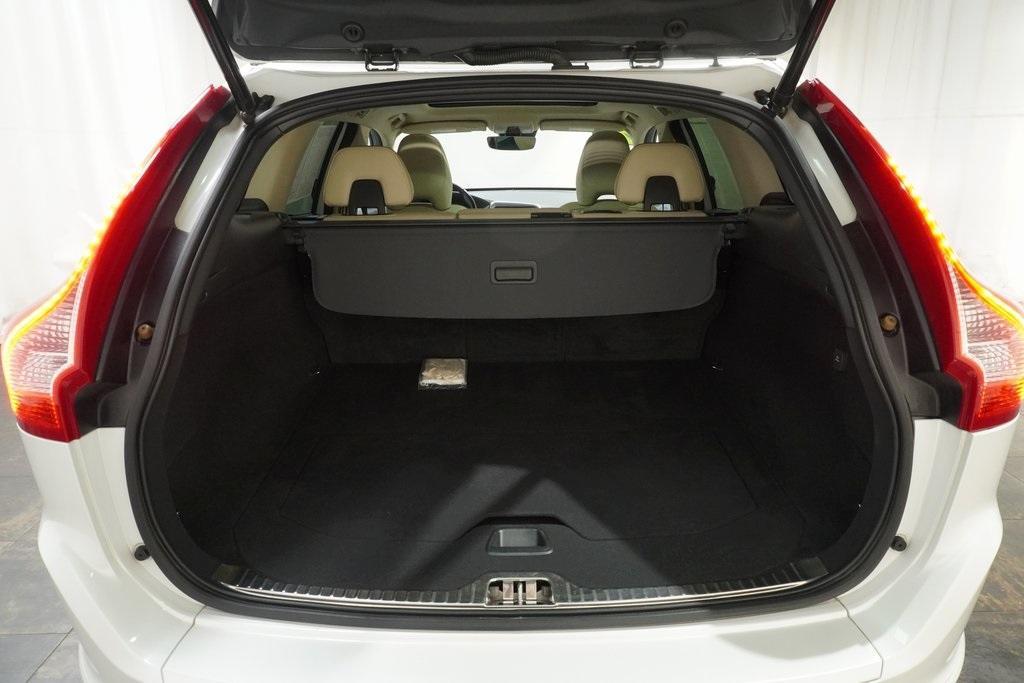used 2016 Volvo XC60 car, priced at $14,844