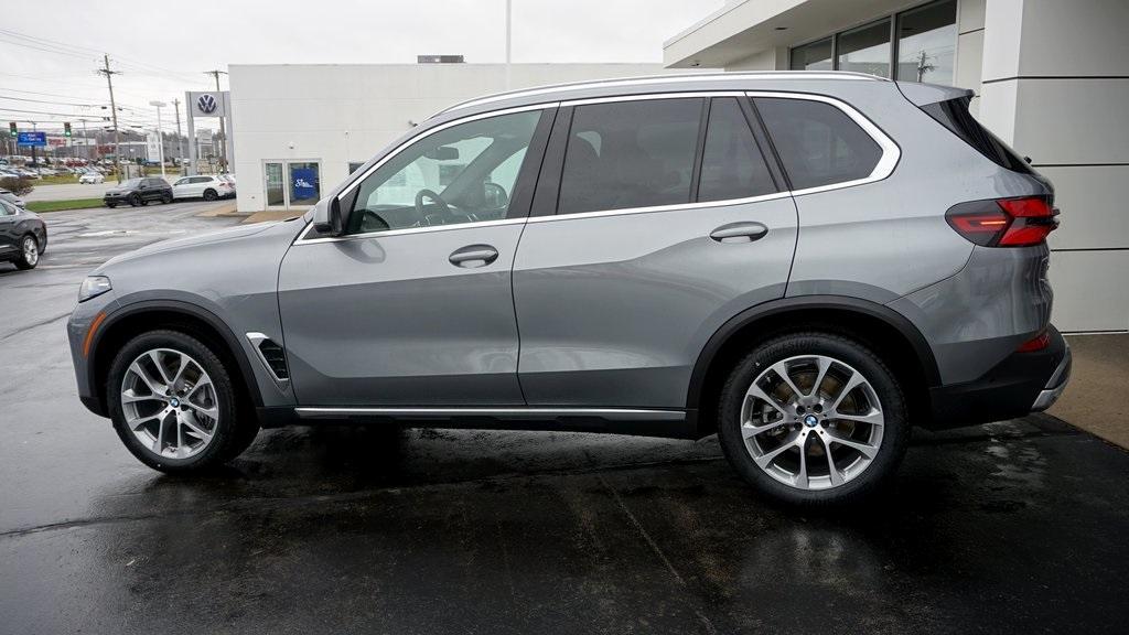 new 2025 BMW X5 car, priced at $72,075