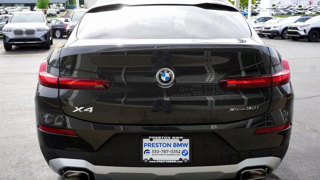 new 2025 BMW X4 car, priced at $62,590