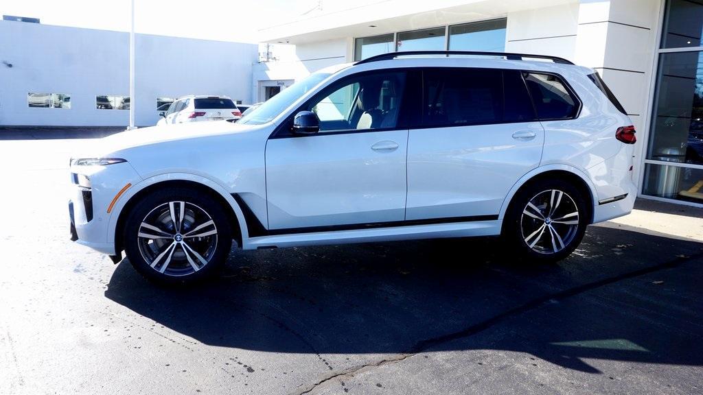 new 2025 BMW X7 car, priced at $119,500