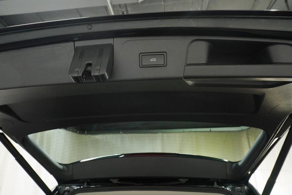 used 2021 Volkswagen Atlas car, priced at $24,990
