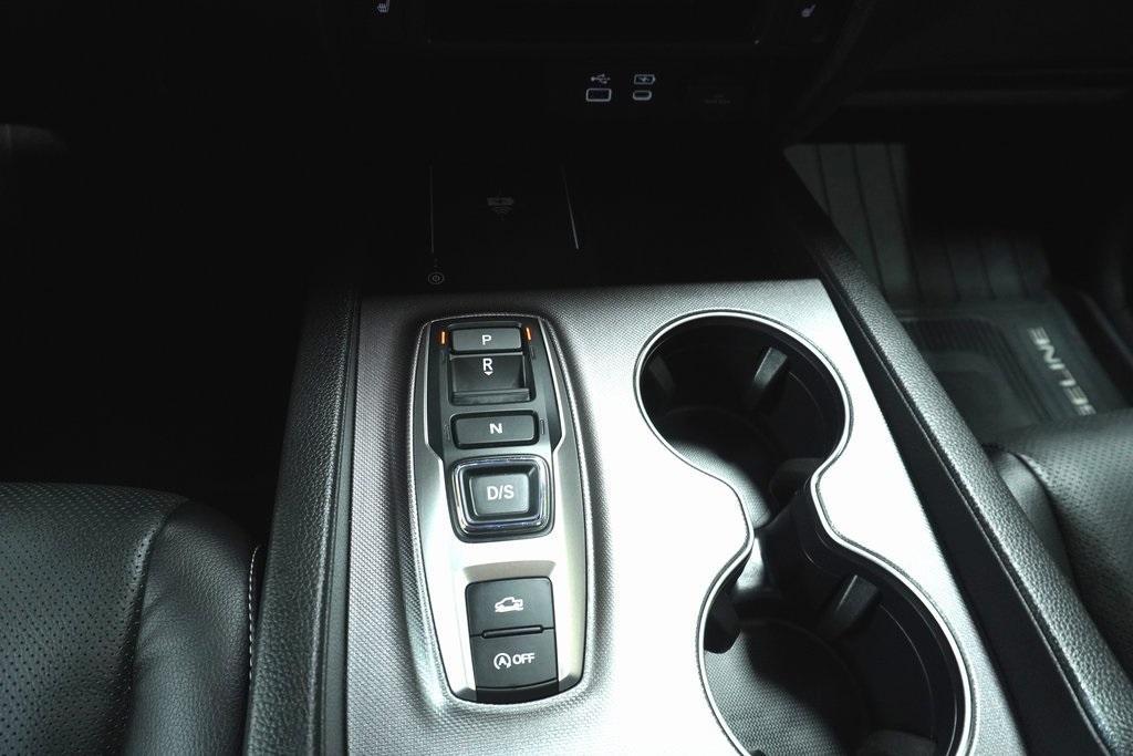 used 2025 Honda Ridgeline car, priced at $38,158