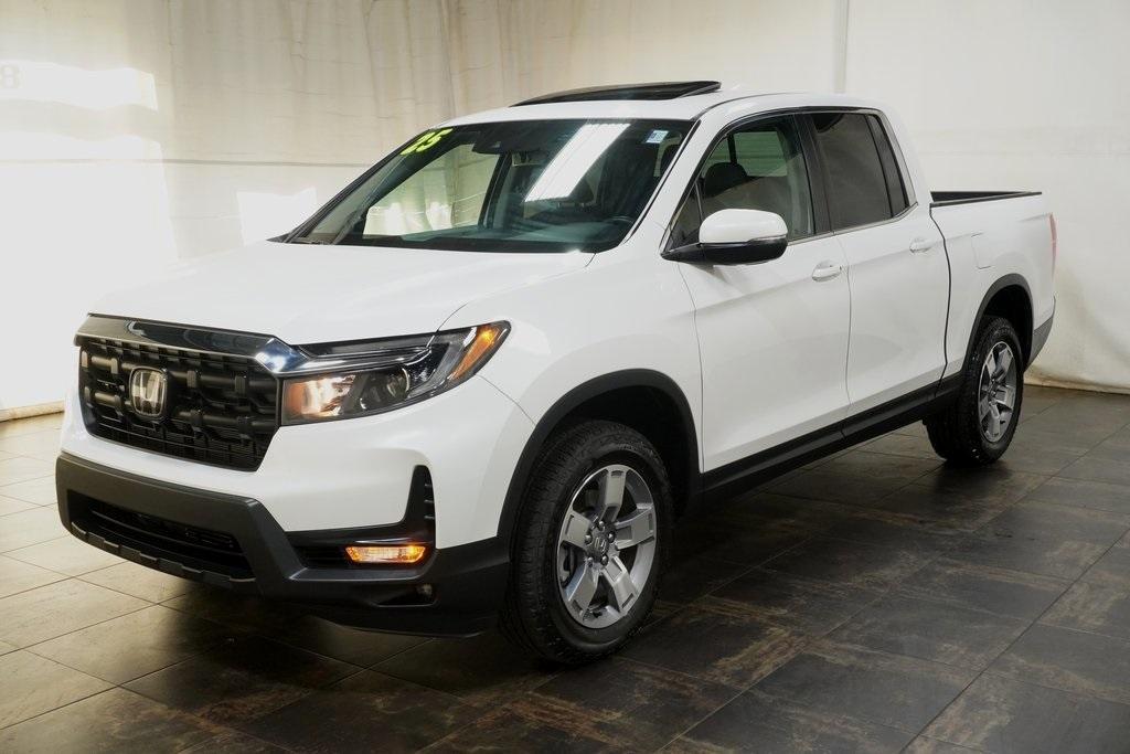 used 2025 Honda Ridgeline car, priced at $38,158