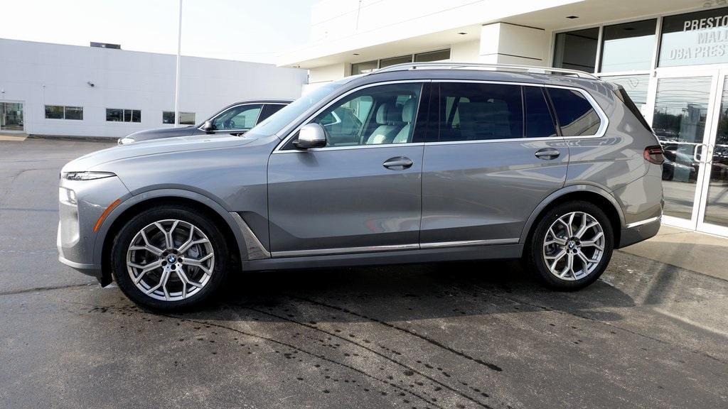 new 2026 BMW X7 car, priced at $95,385