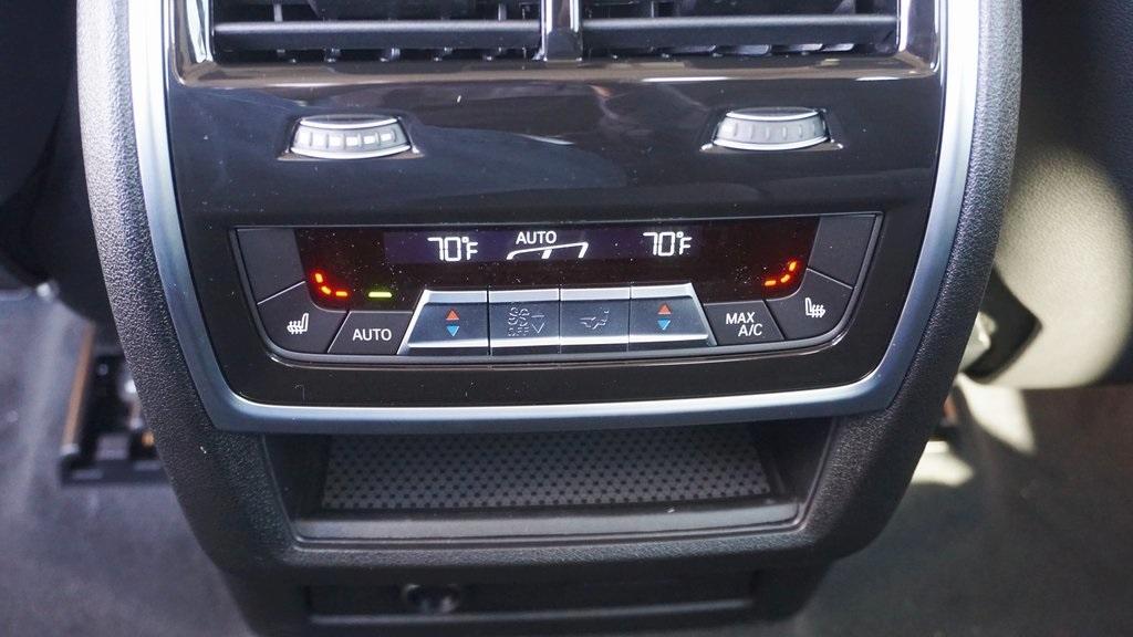 new 2026 BMW X7 car, priced at $94,385